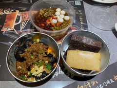-黑白电视老长沙吃货铺(南岗万达店)