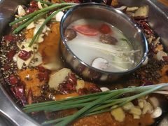 -周幺妹重庆老火锅(银泰城总店)