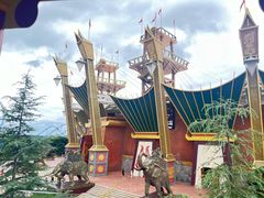 -七彩云南欢乐世界