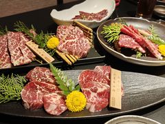 -山川小町·极番烧肉(新地假日广场店)