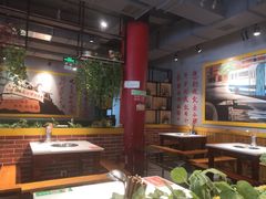 大堂-钢管厂五区小郡肝串串香(滨江店)