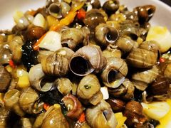 -龙巢盱眙龙虾·牛蛙·烧烤宵夜(八卦岭店)
