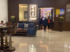 大堂-醉辉皇上海之巅(上海中心大厦店)