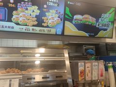 -德克士(场中路店)