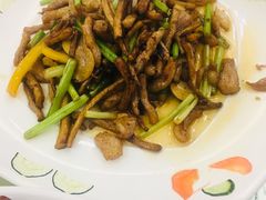 茶树菇炒猪颈肉-新金盛·海鲜酒楼(盐田店)