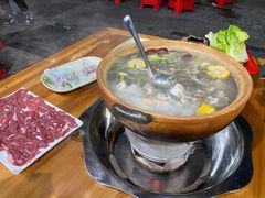 石橄榄炖鸡-洪大厨鸡煲(福田店)