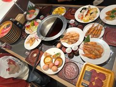 -牛YO寿喜烧·铁板烧和牛火锅自助(市府恒隆店)