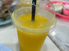 -席娜卡琳火车铁道夜市