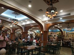 大堂-清真·玛丽亚新疆菜主题餐厅(浙江中路店)