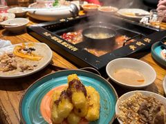 -老牌坊云南鱼豆花火锅(爱建店)