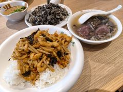 -护国寺小吃店(红莲南路店)