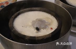 Stone Pot Truffle Pufferfish