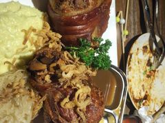 德式烤猪肘-404干式熟成牛排馆•聚会餐厅