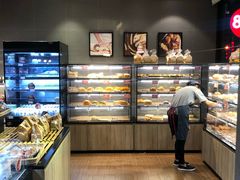 面包甜点陈列柜-85度C(上海秀沿路店)