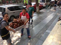 -王浩儿纪六孃甜皮鸭(东大街店)
