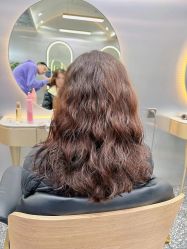 -Tloml salon