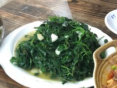 炒野菜-黔人百味.贵州菜