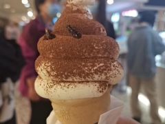 -DQ·蛋糕·冰淇淋(新玛特分店)