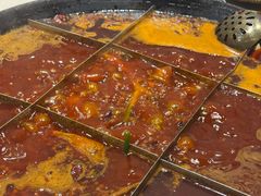 -岗上渣渣老火锅(两路口店)