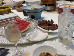 -梅花香里大酒店(郁金香路店)