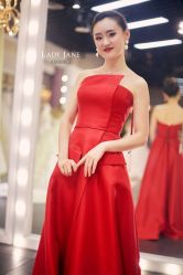 -Lady  Jane高端婚纱礼服馆