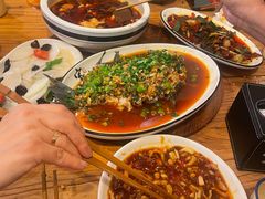 -郑件洋芋饭庄