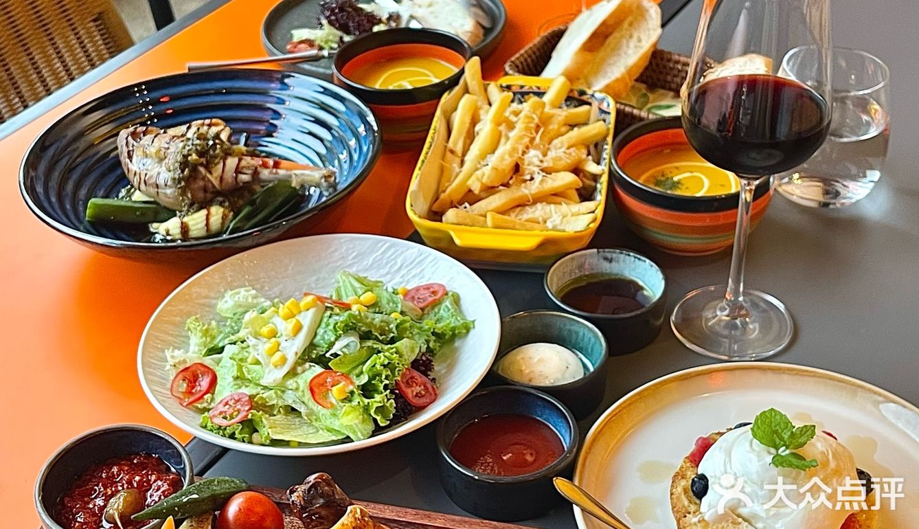 长宁区漂亮饭！美美花墙🌷常聚bistro又多