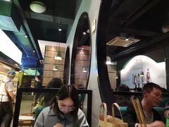 -佰人王串串香火锅(洋珠巷店)