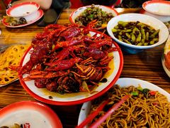 -冶建镜子·老南昌大排档·江西虾王(总店)