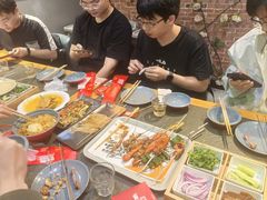 -三兄弟灰太狼烧烤.龙虾烤鱼(上海交大店)
