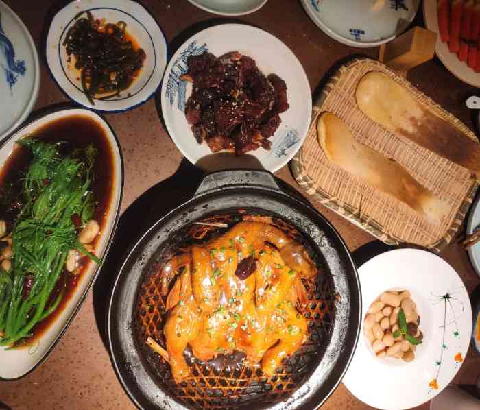 宴遇水乡(万科店)-"交通很便利,不过万科那边在用餐时间车位比.