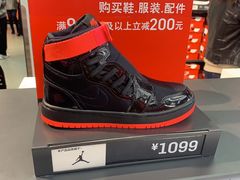 -NIKE上海青浦优选体验店