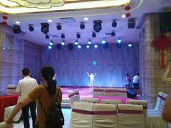 -江南大酒店·地道正宗有锅气的江西菜(中华北大街店)