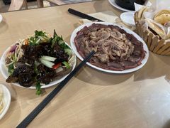 -闫家驴肉老店(华电一校店)