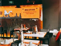 大堂-鸣记脆皮烤鱼·海鲜烤鱼(三八广场店)