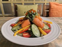 烟熏三文鱼沙拉-Cafe Alice咖啡爱丽丝(奥城店)