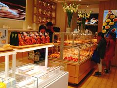 面包甜点陈列柜-好利来(东四店)