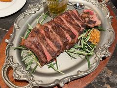 -LESCEDARS Brasserie Bistro香柏树