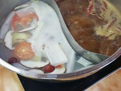 鸳鸯锅-蜀留香火锅(白堤路店)