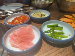 -明洞阿姨·韩式酱蟹烤肉·创意料理(三元桥店)