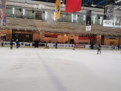 -冠军冰场(环球中心店)