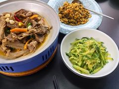 -状元人家·公园别墅衡东土菜(溪悦荟店)