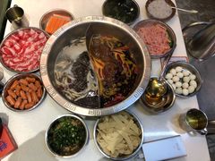 -憨铁匠老火锅(龙岗万科里店)