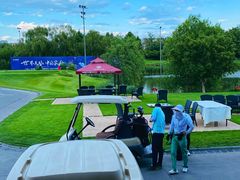 -万柳高尔夫俱乐部