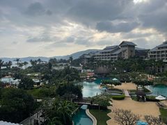 -三亚亚龙湾希尔顿酒店