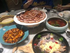 -雀蓝川菜(奥体广场店)