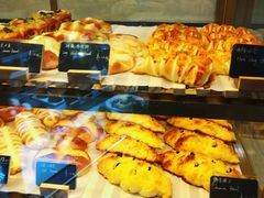 -BONBON BAKERY