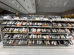 -BIGOFFS 超级折扣(仁恒伊势丹店)