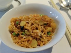 蛋白鱼籽芥蓝炒饭-宝丽轩中餐厅BAOLIXUAN