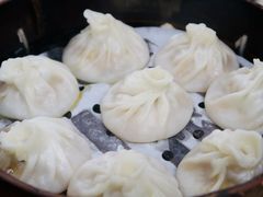 -莱莱小笼·乔艾